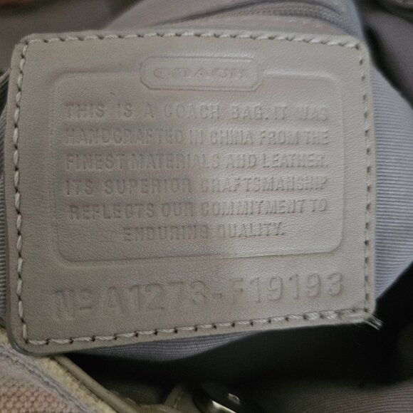 Coach F19193 Soho Optic Lynn Multicolor Faded Canvas Shoulder Bag Hobo - Picture 6 of 12